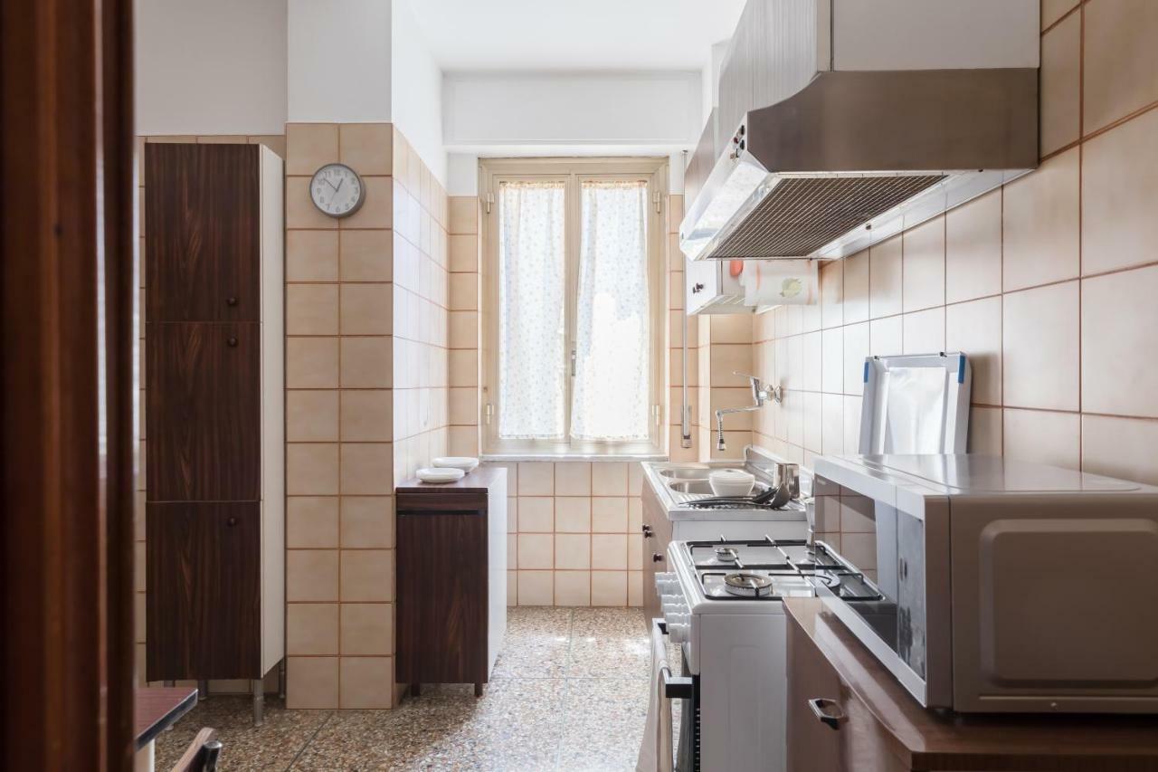 Hortis Apartment, 5 Persone, 2 Camere, Balcone, Metro C E Tram Per Il Centro Rom Exteriör bild